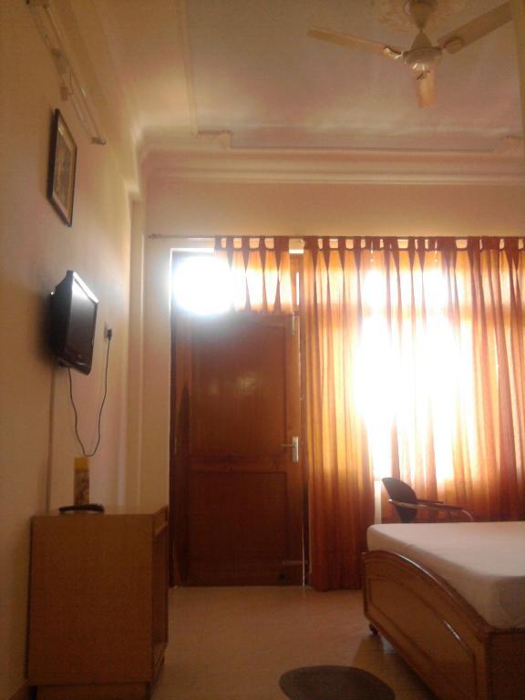 Sapphire Inn Bhīm Tāl Dış mekan fotoğraf